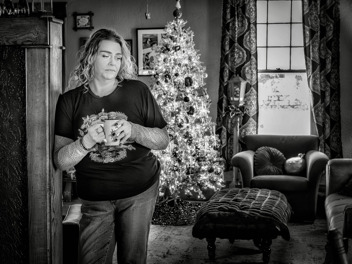 Black and white photograph of Erin by Anna Mullins