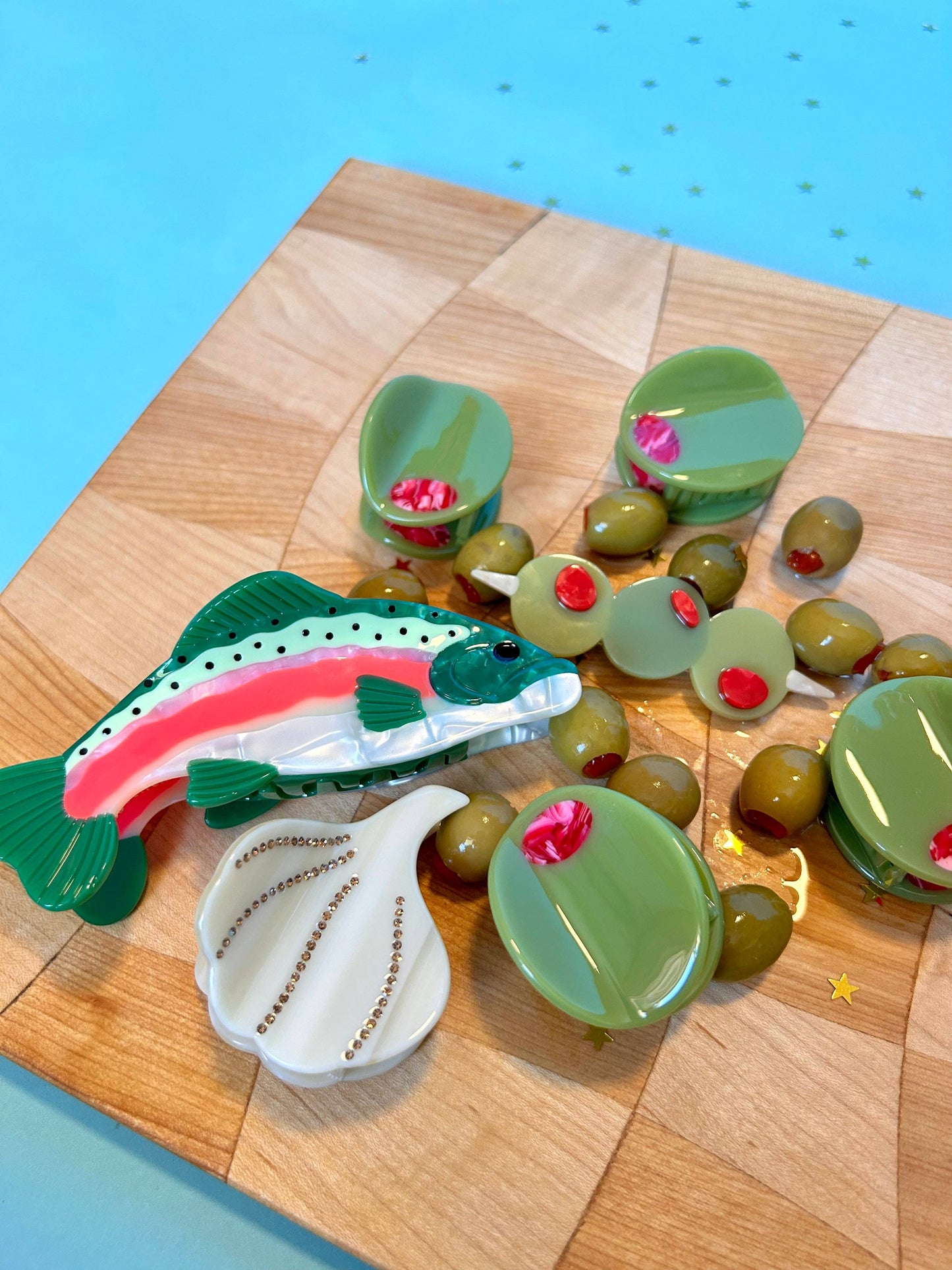 The Peach Fuzz - Rainbow Trout Hair Claw