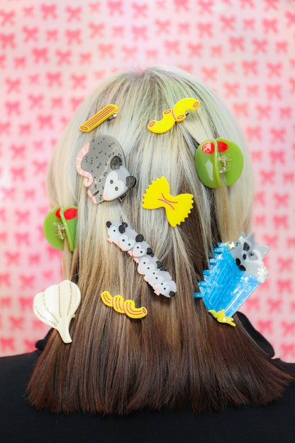 The Peach Fuzz - Trash Panda Raccoon Hair Claw: Perfect